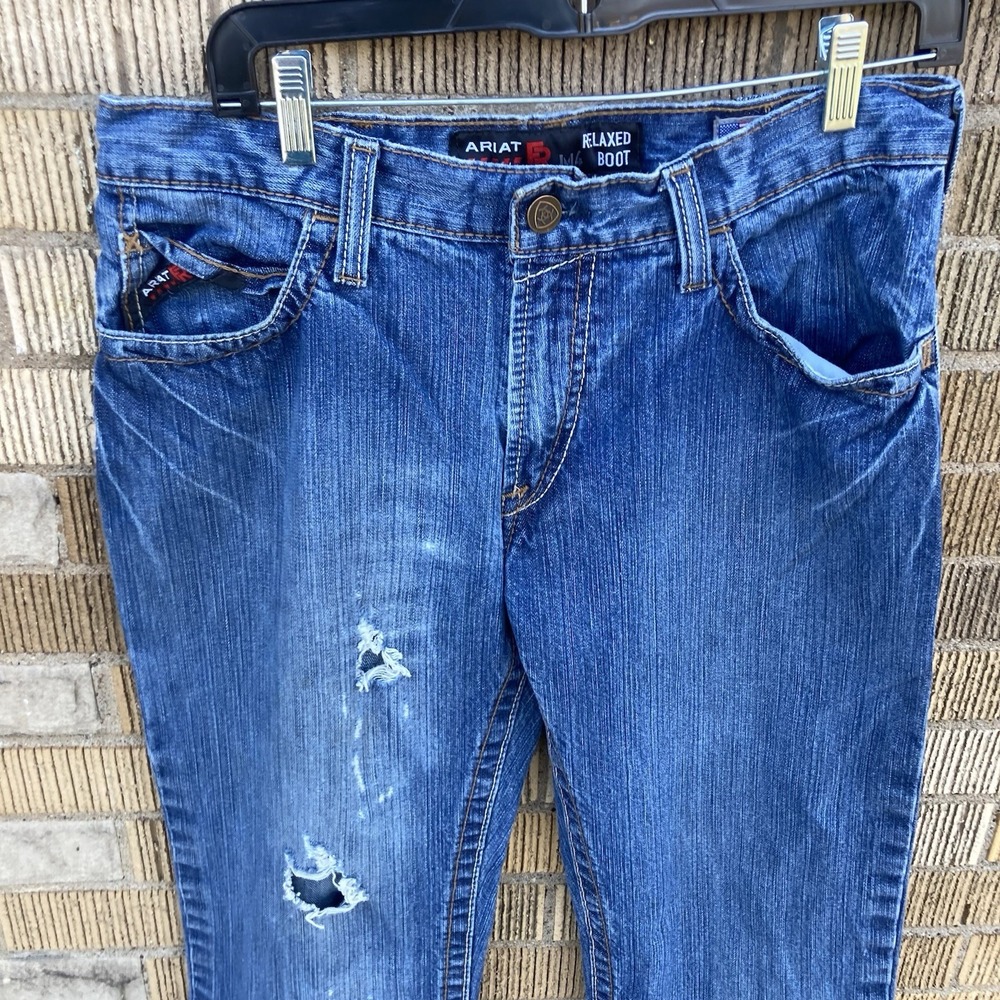 Ariat M4 Relaxed‎ Boot Cut Jeans Men's 34x32 Distressed Ripped Detail USA